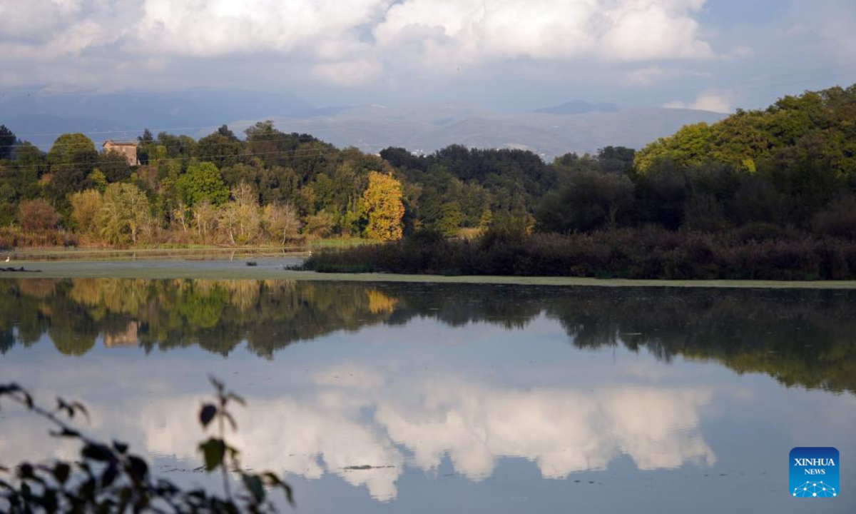 This photo taken on Nov 3, 2022 shows a view of the Nazzano Tevere-Farfa Natural Reserve in the north of Rome, Italy. The natural reserve, located in the countryside north of the Italian capital, is the first natural reserve of Lazio Region in Italy. Photo:Xinhua