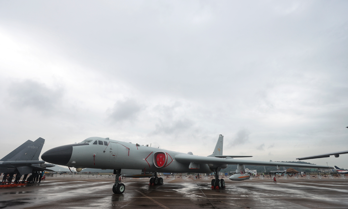 A H-6K bomber carrying two new-type missiles is ready to be put on display at Airshow China 2022 in Zhuhai, South China's Guangdong Province on November 6, 2022. Photo: Cui Meng/GT