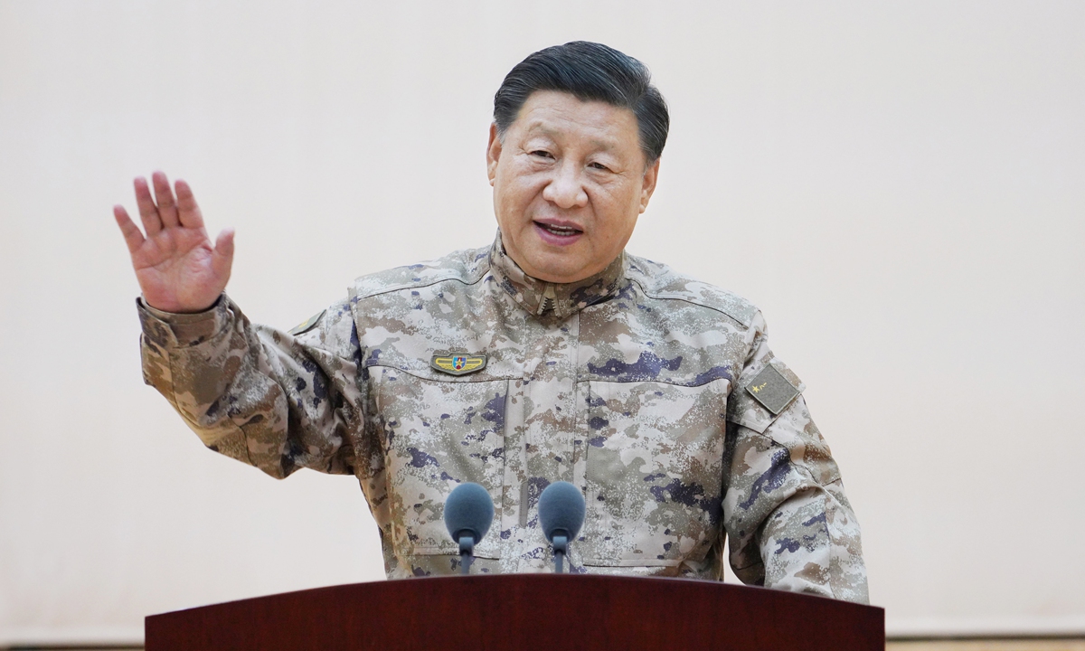 Chinese President Xi Jinping, also general secretary of the Communist Party of China (CPC) Central Committee, chairman of the Central Military Commission (CMC), and commander-in-chief of the CMC joint operations command center, meets representatives of officers and soldiers of the command center, conveys sincere greetings to all of its members and delivers an important speech during his inspection to the CMC joint operations command center, Nov. 8, 2022. Photo: Xinhua