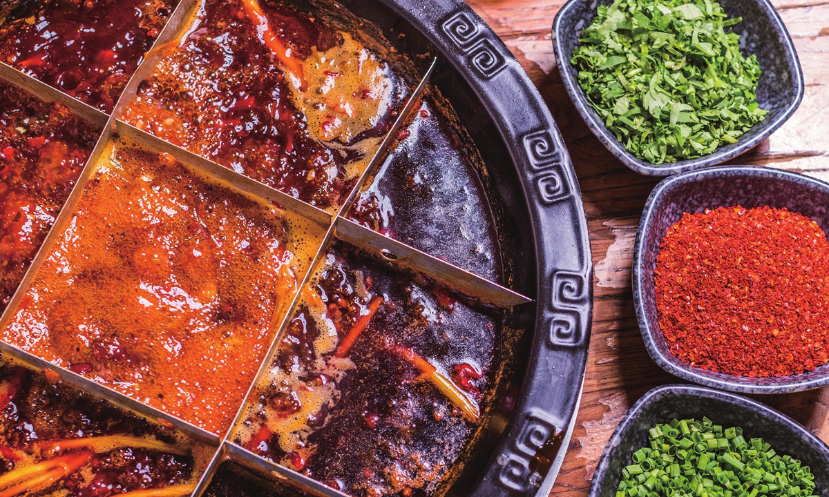 Professional recognition boosts China's hot pot chefs' confidence