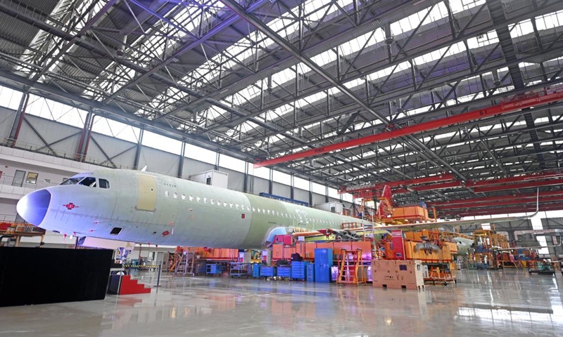 The first Airbus A321 aircraft is produced at the Final Assembly Line Asia (FALA) facility in north China's Tianjin on Nov. 9, 2022. European aircraft manufacturer Airbus started to produce A321 aircraft at its FALA facility in Tianjin on Wednesday -- confirmation that China is capable of delivering all models of Airbus' A320 family aircraft.(Photo: Xinhua)