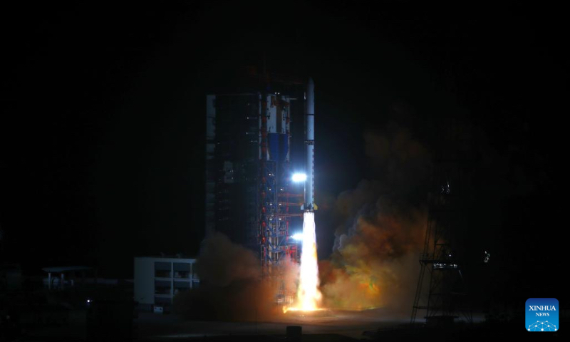 A Long March-2D carrier rocket carrying the Yaogan-36 satellite blasts off from the Xichang Satellite Launch Center in southwest China's Sichuan Province, Nov. 27, 2022. The Yaogan-36 satellite was lifted at 8:23 p.m. (Beijing Time) by a Long March-2D carrier rocket and entered the planned orbit successfully. (Photo by Liu Guanghui/Xinhua)