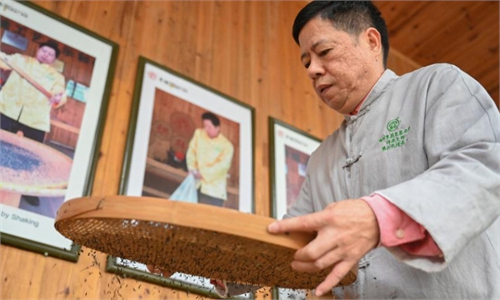 Pic story of Chinese master of tea-scenting techniques - Global Times