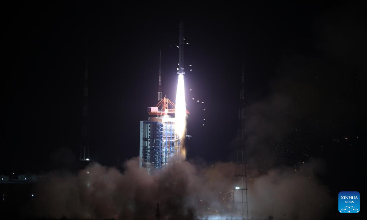 A Long March-2D rocket carrying the Gaofen-5 01A satellite blasts off from the Taiyuan Satellite Launch Center in north China's Shanxi Province, Dec 9, 2022. Photo:Xinhua