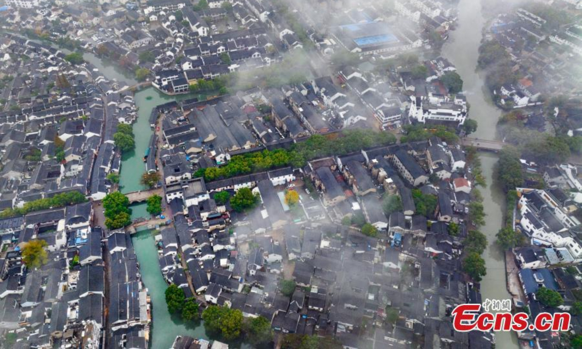 Aerial view of Tongli ancient town in Wujiang district of Suzhou, east China's Jiangsu Province, Nov 17, 2022. Photo:Xinhua