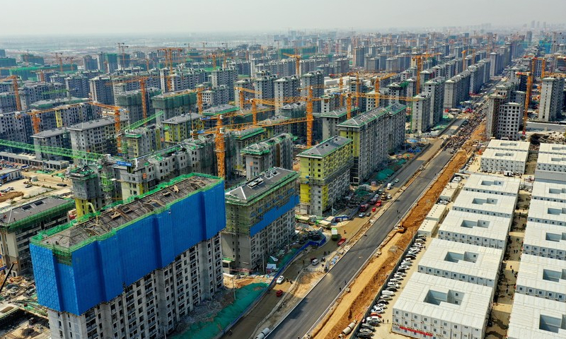 Aerial photo taken on April 8, 2021 shows a construction site of relocation residential project in Rongdong area of Xiongan New Area, north China's Hebei Province. (Xinhua/Mu Yu)