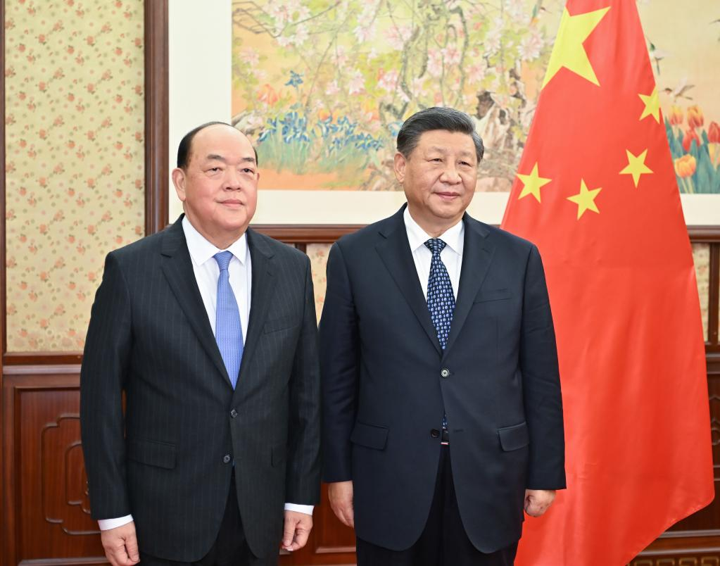 President Xi Jinping meets with Chief Executive of the Macao Special Administrative Region (SAR) Ho Iat Seng, who is on a duty visit to Beijing, capital of China, Dec 23, 2022. Photo:Xinhua
