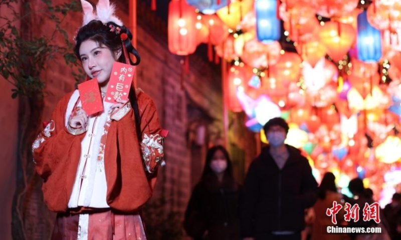 Colorful lanterns are illuminated to welcome the upcoming Year of the Rabbit in Nanjing, east China's Jiangsu Province, Jan. 3, 2022. (Photo: China News Service/Yang Bo)