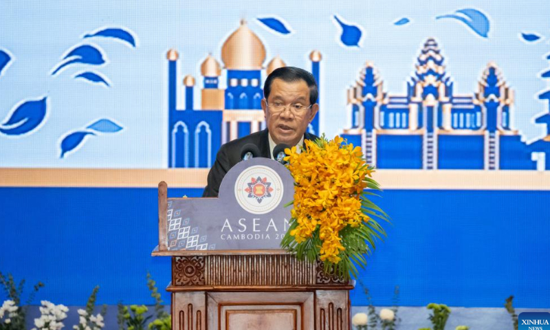 Cambodian Prime Minister Samdech Techo Hun Sen speaks at the closing ceremony of the 40th and 41st ASEAN Summits and Related Summits in Phnom Penh, Cambodia, Nov. 13, 2022. The 40th and 41st ASEAN Summits and Related Summits concluded in Cambodia on Sunday, achieving fruitful results for greater regional cooperation towards the post-COVID-19 pandemic socio-economic recovery. Photo: Xinhua