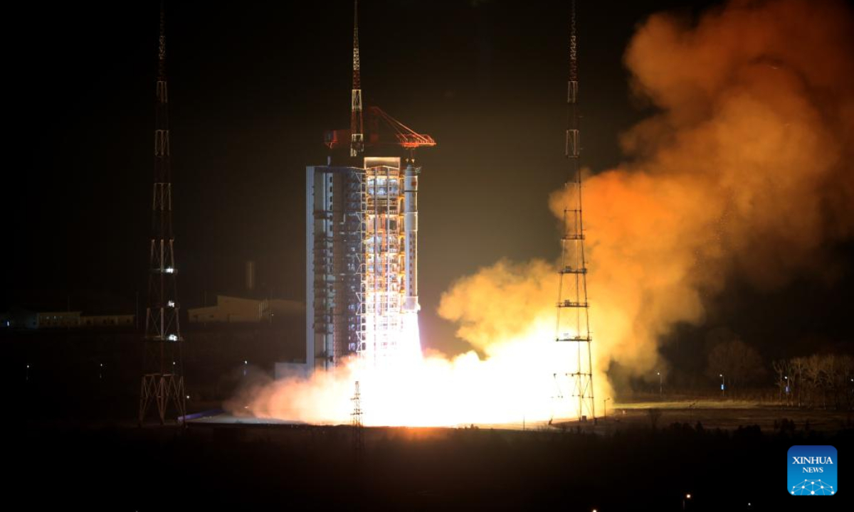 A Long March-2D rocket carrying the Gaofen-5 01A satellite blasts off from the Taiyuan Satellite Launch Center in north China's Shanxi Province, Dec 9, 2022. Photo:Xinhua