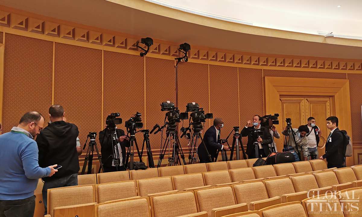 A press conference attended by Saudi Arabian officials including FM Prince Faisal bin Farhan Al Saud will be held on December 9, 2022. Journalists in the conference room at the King Abdul Aziz International Conference Center are standing by. Photo: Xing Xiaojing and Yu Jincui in Riyadh/GT