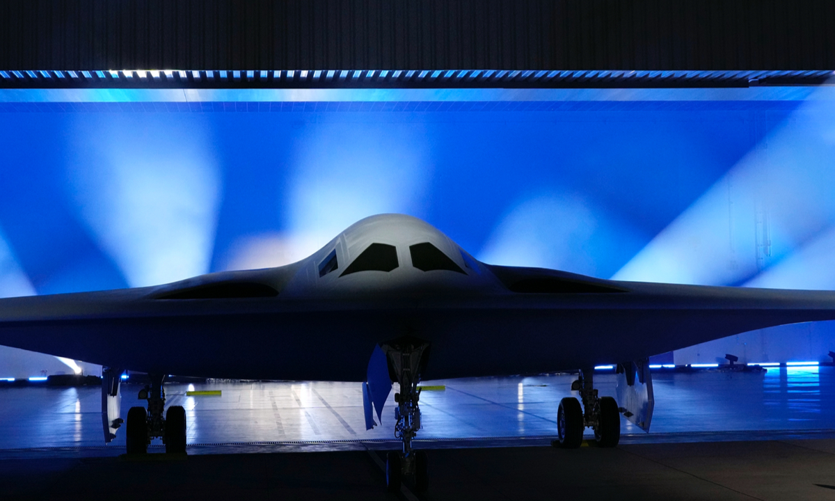 The B-21 Raider stealth bomber is unveiled at Northrop Grumman on December 2, 2022, in Palmdale, California, the US. It is the first new American bomber aircraft in more than 30 years. Photo: VCG