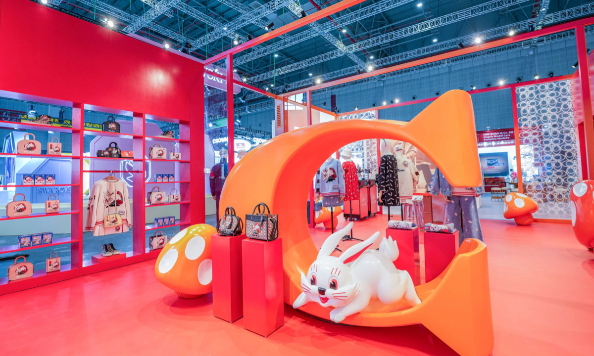 Fourtime CIIE exhibitor Tapestry promotes digital transformation as a