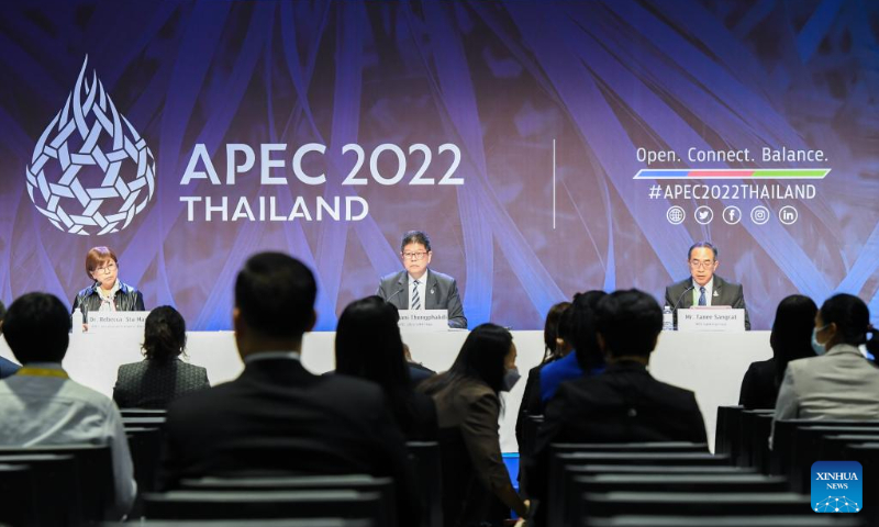 This photo taken on Nov. 16, 2022 shows a press conference after the Asia-Pacific Economic Cooperation (APEC) Senior Officials' Meeting in Bangkok, Thailand. Photo: Xinhua
