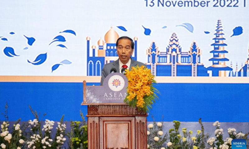 Indonesian President Joko Widodo speaks at the closing ceremony of the 40th and 41st ASEAN Summits and Related Summits in Phnom Penh, Cambodia, Nov. 13, 2022. The 40th and 41st ASEAN Summits and Related Summits concluded in Cambodia on Sunday, achieving fruitful results for greater regional cooperation towards the post-COVID-19 pandemic socio-economic recovery. Photo: Xinhua