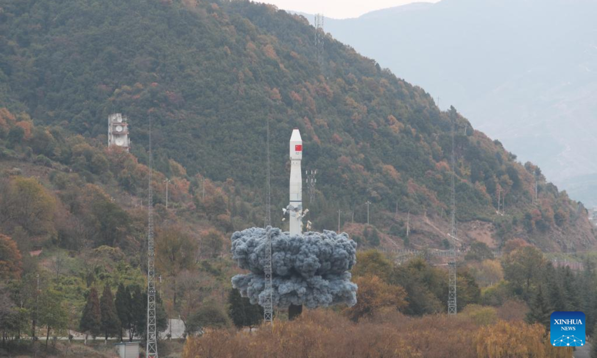 A Long March-11 rocket carrying the satellite Shiyan-21 blasts off from the Xichang Satellite Launch Center in southwest China's Sichuan Province, Dec 16, 2022. Photo:Xinhua