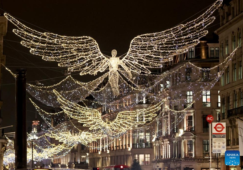 Christmas lights seen in central London Global Times