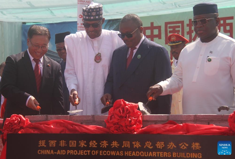 This photo taken on Dec. 4, 2022 shows a scene of the groundbreaking ceremony of the China-aided project of the headquarters of the Economic Community of West African States (ECOWAS) in Abuja, Nigeria. The China-aided construction of the permanent ECOWAS headquarters began on Sunday in Nigeria's capital, Abuja, to consolidate the regional bloc's operations in one complex -- a departure from operating at three different locations in Abuja. (Xinhua/Guo Jun)