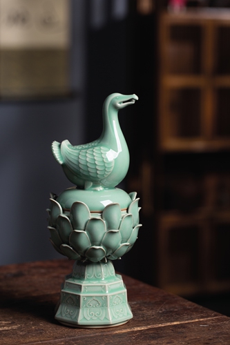 Ceramic artwork created by Chinese artist Xie Dong 
Photos: Courtesy of Kyoto House  Ceramic artwork created by Chinese artist Tong Bowen Japanese ceramic art work Ceramic artwork created by Chinese artist Lei Jie