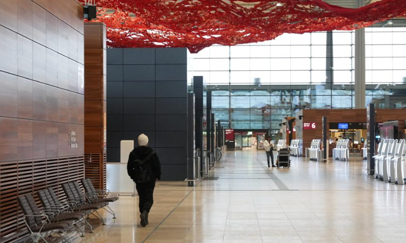 This photo taken on Jan. 25, 2023 shows the interior of a terminal of Berlin Brandenburg Airport in Schoenefeld, Germany. All passenger flights at Berlin Brandenburg Airport were canceled or delayed on Wednesday due to a strike by airport workers, estimated to affect about 35,000 passengers. Photo: Xinhua