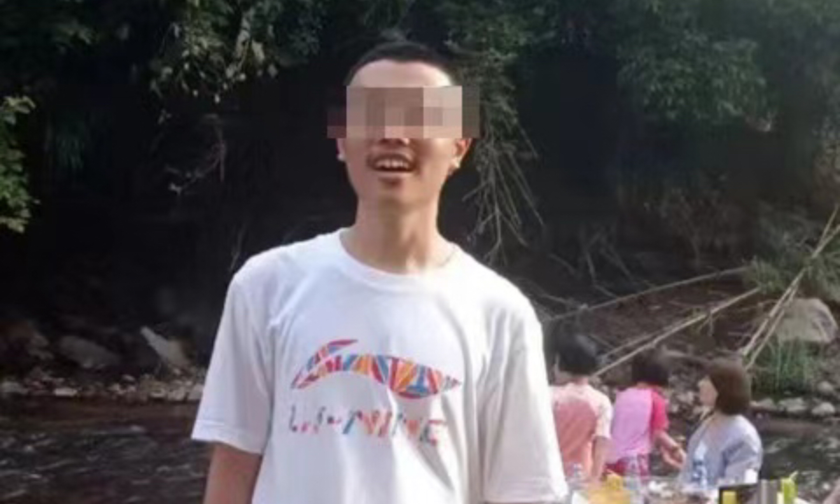 Police in Yanshan county, East China's Jiangxi Province, on Sunday confirmed that a body found hanging from a tree by local residents was Hu Xinyu, a 15-year-old boy who had been missing for more than three months. Photo: Sina Weibo