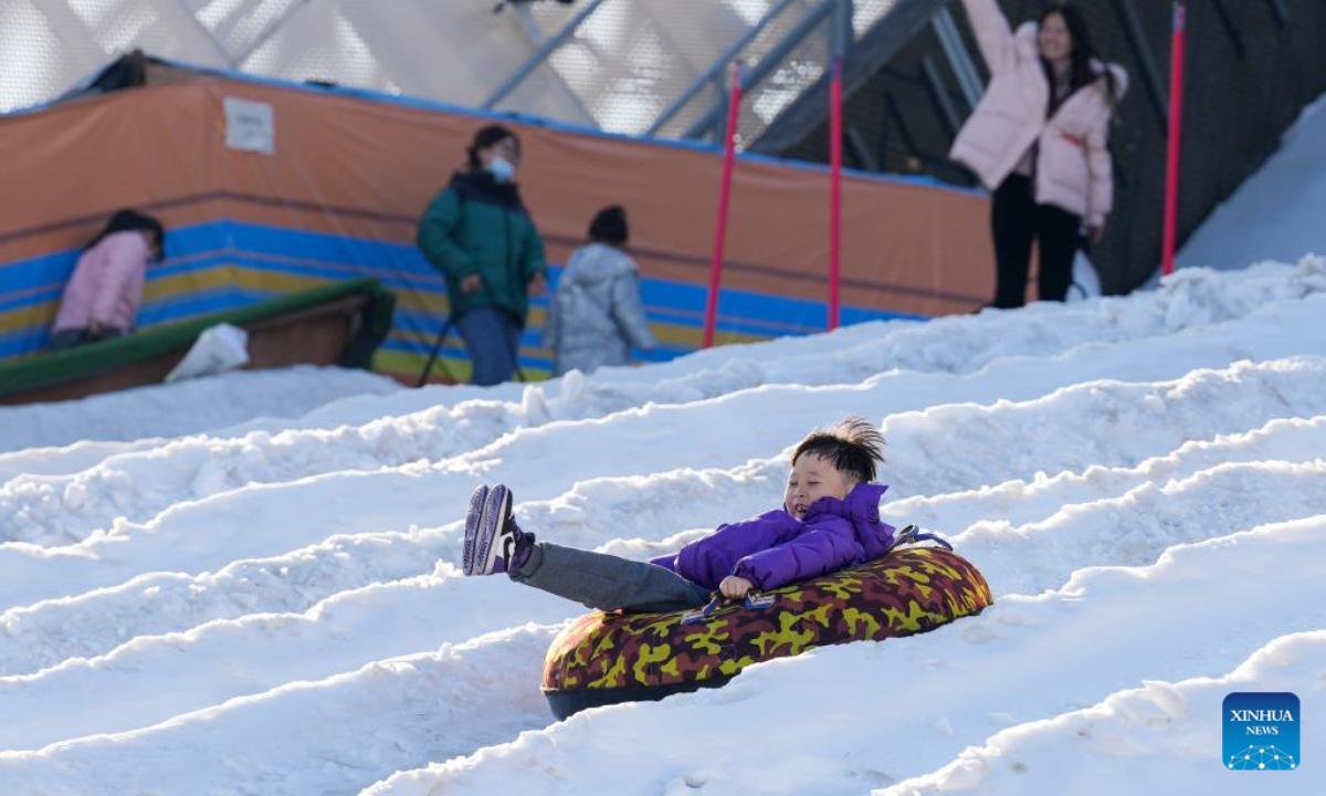 A child enjoys creative ice-and-snow activities at Big Air Shougang in Beijing, capital of China, Jan 31, 2023. Photo:Xinhua