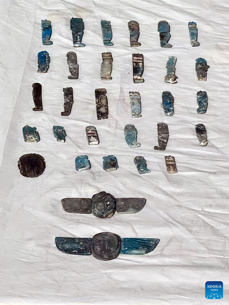 The undated photo shows cultural relics unearthed at ancient family tombs in Luxor, Egypt. An Egyptian archeological mission discovered a group of family tombs in the western bank of Luxor city that dates back to the second intermediate period of Egypt (1677 BC-1550 BC), the Egyptian Ministry of Tourism and Antiquities said in a statement on Jan 25, 2023. Photo:Xinhua