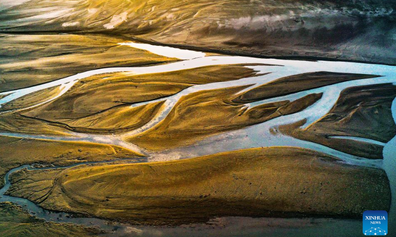 This aerial photo taken on Feb. 19, 2023 shows the scenery of Heyang section of the Yellow River in Weinan City, northwest China's Shaanxi Province. Photo: Xinhua