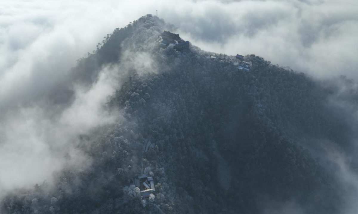 This aerial photo taken on Feb 10, 2023 shows rime scenery at Jingzhong mountain in Qianxi County, north China's Hebei Province. Photo:Xinhua