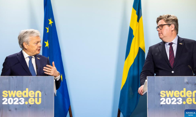 European Commissioner for Justice Didier Reynders (L) and Swedish Minister for Justice Gunnar Strommer attend a press conference in Stockholm, Sweden, on Jan. 27, 2023. Judicial cooperation in the fight against organized crime topped the agenda of an informal meeting of the European Union (EU) member states' justice and home affairs ministers here on Friday. Photo: Xinhua