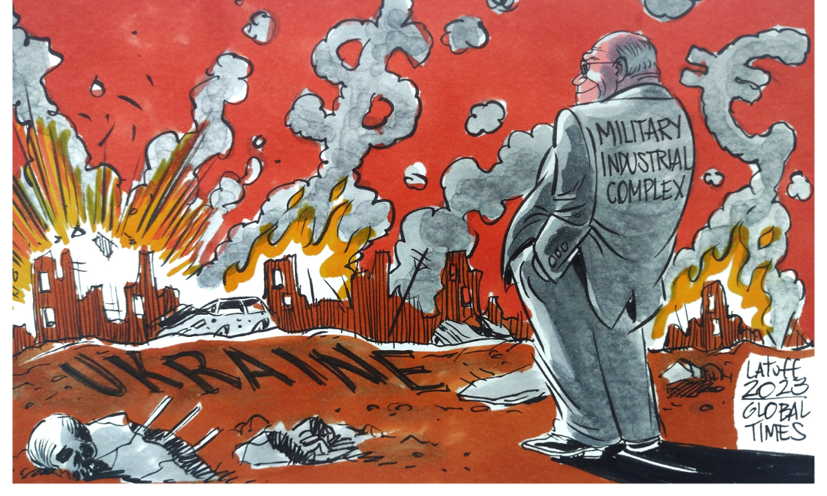 Western military-industrial complex reaps huge wealth from the Ukraine Crisis. Cartoon: Carlos Latuff