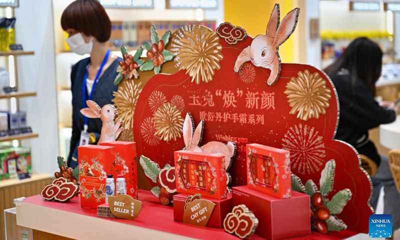 This photo taken on Jan. 8, 2023 shows special edition products of a global brand for the Year of the Rabbit at a duty-free store in Haikou, south China's Hainan Province. As the Chinese Lunar New Year approaches, global brands are launching special edition products to welcome the Year of the Rabbit and embrace the huge Chinese market.(Photo: Xinhua)