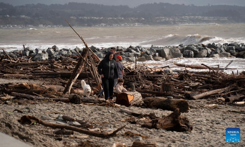 Severe winter storms leave at least 16 dead in U.S. California - Global ...