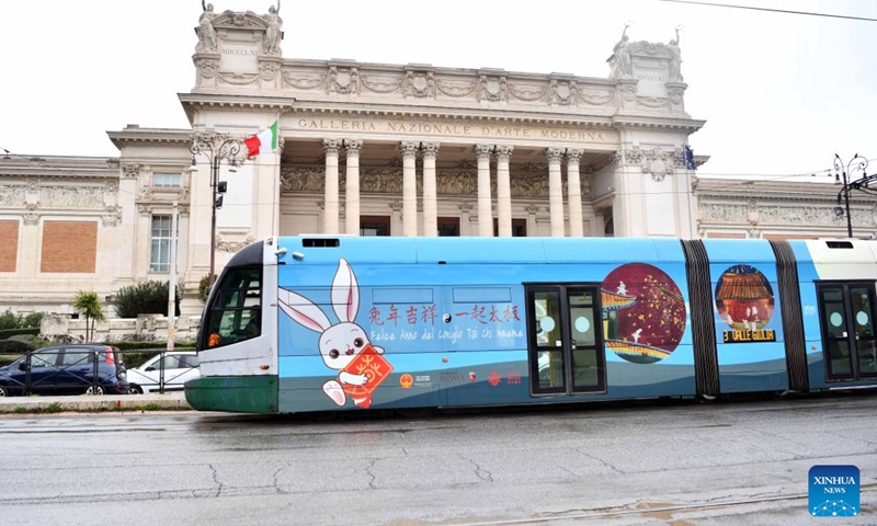 A tram decorated with paintings themed on the Chinese Lunar New Year of the Rabbit is seen in Rome, Italy, Jan. 17, 2023. A tram featuring the Year of the Rabbit was unveiled here on Tuesday to celebrate the upcoming Chinese Lunar New Year.(Photo: Xinhua)