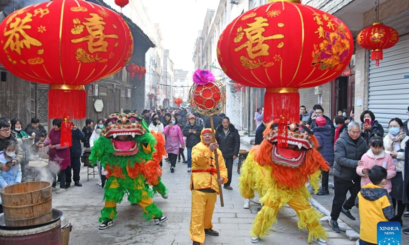 Villagers perform lion dance to celebrate the upcoming Spring Festival in Xianju County of Taizhou City, east China's Zhejiang Province, Jan. 18, 2023. This year's Spring Festival, or the Chinese New Year, falls on Jan. 22.(Photo: Xinhua)
