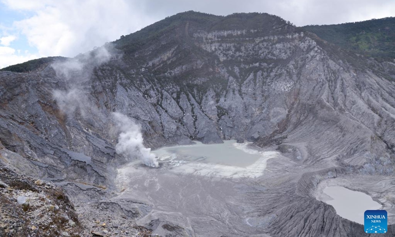This photo taken on Jan. 22, 2023 shows the crater of Tangkuban Perahu, a volcano near the city of Bandung, Indonesia. The Tangkuban Perahu volcano has attracted many visitors during the Spring Festival holiday in Indonesia. The Chinese Lunar New Year, or Spring Festival, falls on Sunday. (Xinhua/Xu Qin)