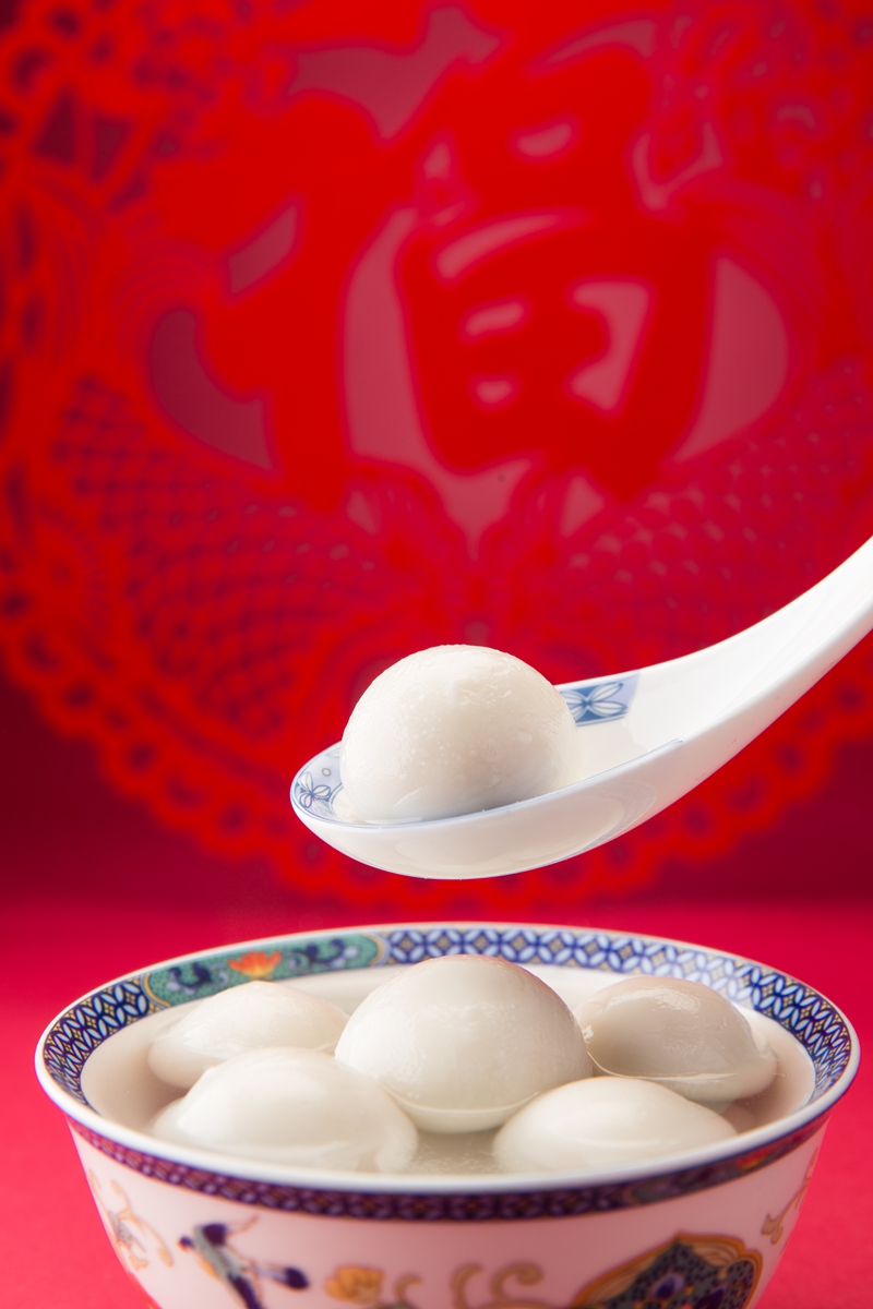 <em>Yuanxiao</em>, a traditional Lantern Festival food Photo: VCG