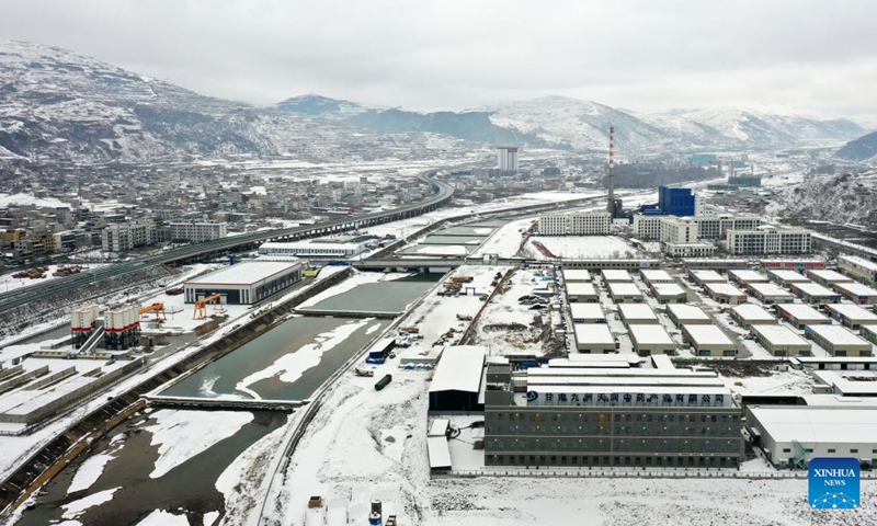 This aerial photo taken on Feb. 8, 2023 shows the snow scenery in Minxian County in Dingxi City, northwest China's Gansu Province.(Photo: Xinhua)