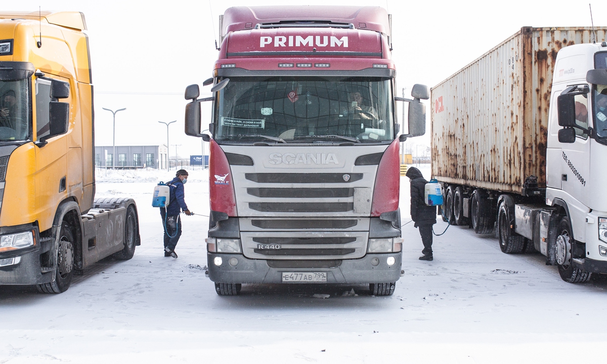 The Heihe highway port in Northeast China's Heilongjiang Province officially resumes two-way customs clearances for goods exchanges on February 10, 2023. Photo: Shan Jie/GT