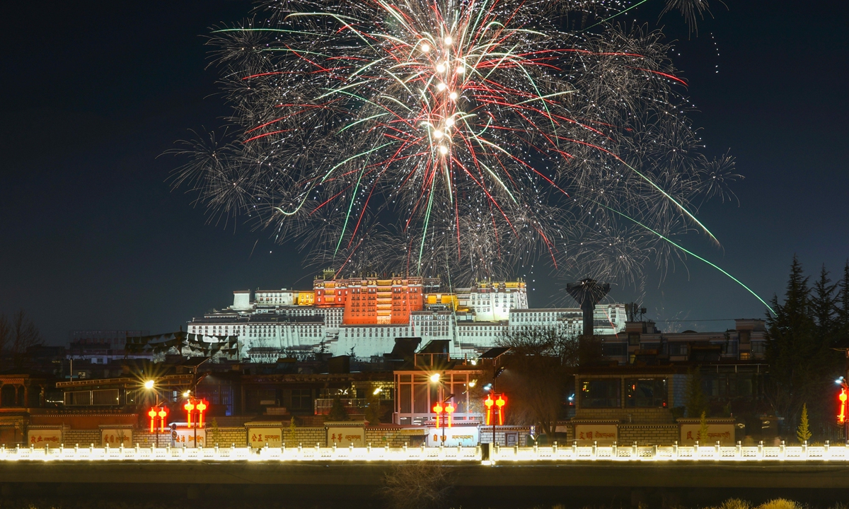 Fireworks light up the sky over Lhasa on February 19, 2023 to celebrate the upcoming Tibetan New Year. Photo: VCG