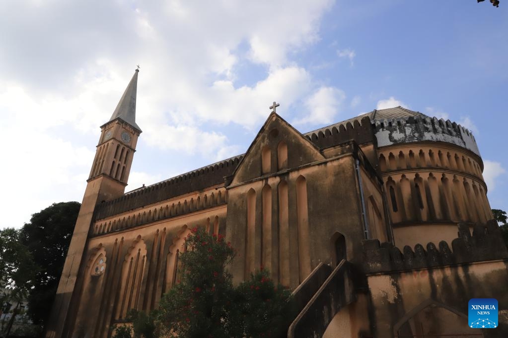 This photo taken on Feb. 23, 2023 shows the Christ Church Anglican Cathedral in the Stone Town of Zanzibar, Tanzania. The Stone Town of Zanzibar used to be the capital of the Sultanate of Zanzibar. It is a melting pot of various African, Asian and European cultures. In 2000, the historical town was listed as a UNESCO World Cultural Heritage site.(Photo: Xinhua)