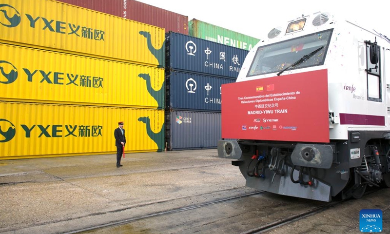 A freight train heading for Yiwu of China departs from Madrid, Spain, March 9, 2023. A freight train loaded with 70 standard containers of Spanish goods, including red wine and olive oil, departed from Madrid and headed for Yiwu on Thursday. The commemoration trip came as Thursday marked the 50th anniversary of diplomatic relations between China and Spain.(Photo: Xinhua)