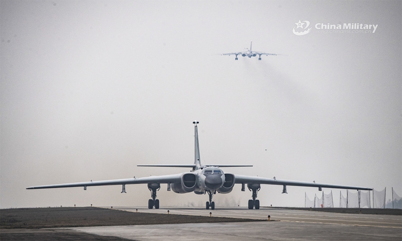 A bomber attached to an aviation regiment of the air force under the PLA Southern Theater Command taxies on the runway to get ready for a flight training exercise in late February, 2023. (Photo:China Military Online)