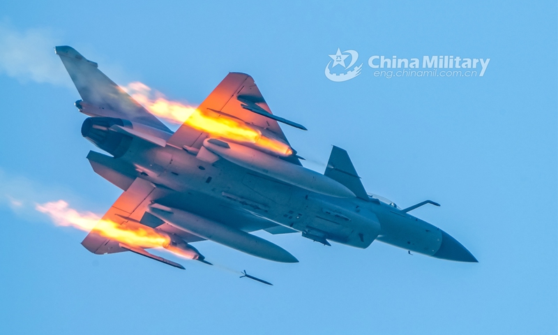 A J-10 fighter jet attached to an aviation brigade of the air force under the PLA Southern Theater Command fires at mock ground targets during a recent live-fire training exercise. (eng.chinamil.com.cn/Photo by Wang Guoyun)