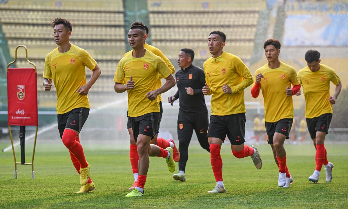 The Chinese national team players participate in a training session on Sunday in Guangzhou, South China's Guangdong Province. Photo: VCG