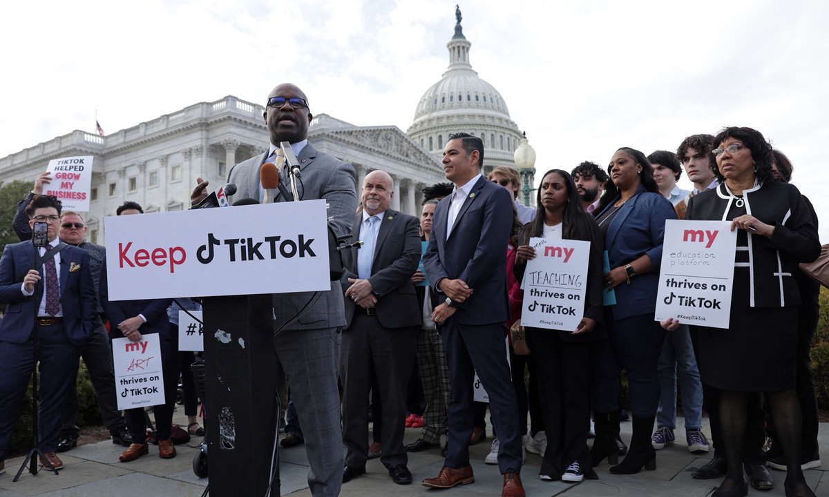 US House representative Jamaal Bowman speaks and supporters of TikTok listen during a news conference on March 22, 2023 in Washington, DC. TikTok CEO Shou Zi Chew will testify before the House Energy and Commerce Committee on whether the video-sharing app is safeguarding user data on the platform. Photo: AFP