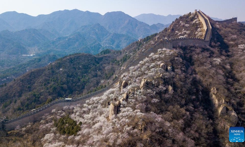 This aerial photo taken on March 28, 2023 shows the Shuiguan Great Wall in Beijing, capital of China.(Photo: Xinhua)