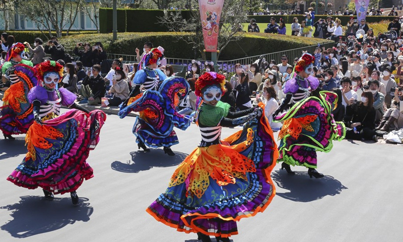Performers take part in a parade at Tokyo Disneyland in Chiba Prefecture, Japan, April 10, 2023.(Photo: Xinhua)
