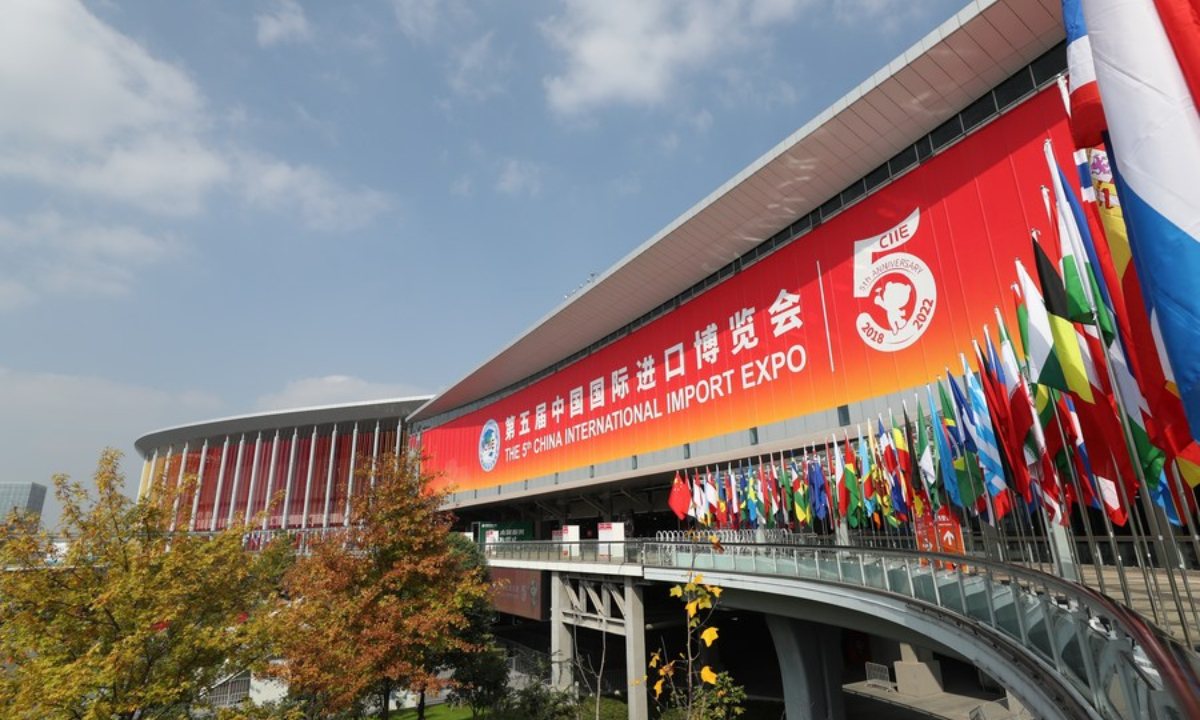 This photo taken on Nov. 2, 2022 shows the west entrance of the National Exhibition and Convention Center (Shanghai), the main venue for the upcoming fifth China International Import Expo (CIIE), in east China's Shanghai. Photo:Xinhua