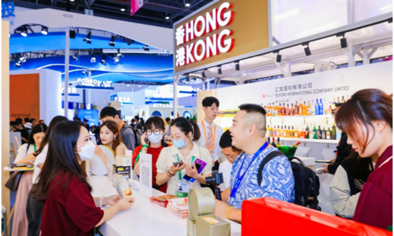A view of the Hong Kong fashion pavilion at the third China International Consumer Products Expo (CICPE) in Haikou, capital of South China's Hainan Province. Photo: courtesy of Hong Kong Trade Development Council